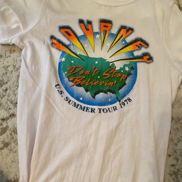 New💗Journey band tee - Picture 4 of 7